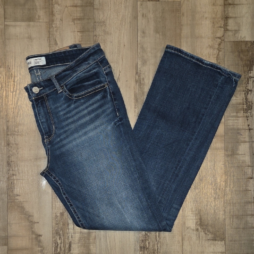 BKE womens Straight Leg Jeans (